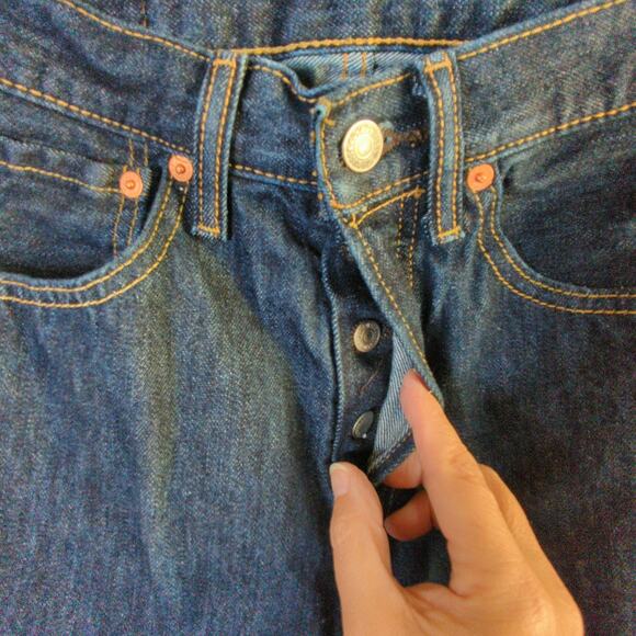 Levis 501 Jeans Mens 29x34 Blue Dark Wash Cotton Original Fit Button Fly - Picture 9 of 12